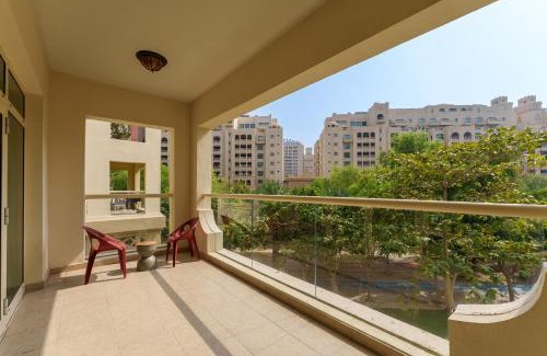 Palm Jumeirah Apartment | Maison Privee - Elegant Coastal Apt on Palm Jumeirah