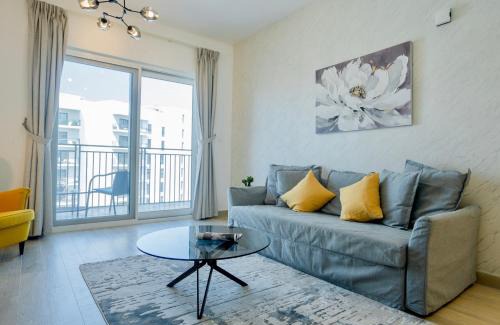 Abu Dhabi Apartment | Maison Privee - Modern Yas Island Escape with Peaceful Canal Views