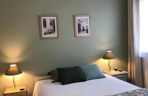 Chateauroux House | Maison rénovée avec jardin, proche du centre, pour 6 pers, Châteauroux - FR-1-591-578