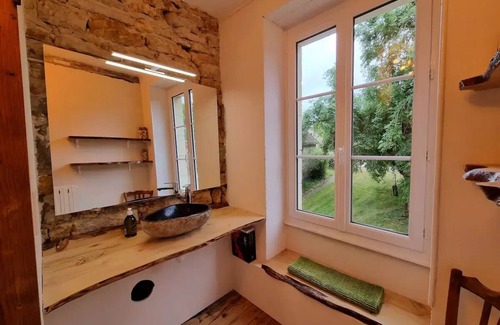 Dompierre-sur-Nievre House | Maison Spacieuse Avec Piscine, Idéale Pour les Vacances