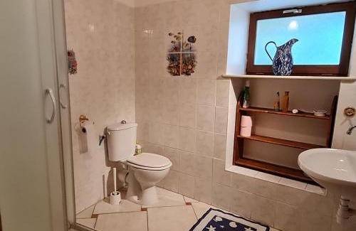 Meligny-le-Grand House | Maison spacieuse et confortable avec terrasse et jardin, idéale pour famille ou entreprise - FR-1-585-29