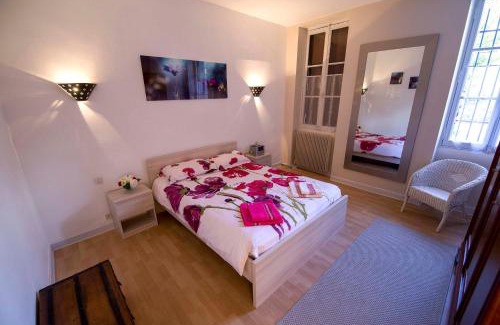 Marengo - Jolimont Apartment | Maison Toulousaine avec jardin