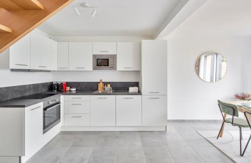La Madeleine House | Maison Twin Sister