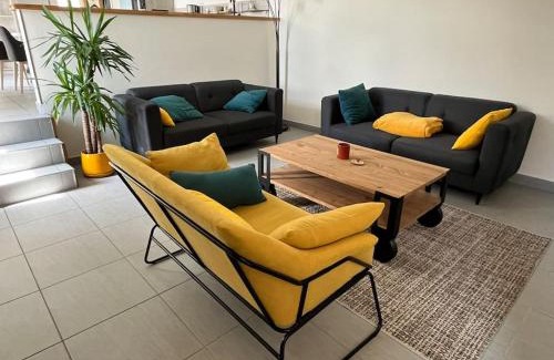 Vezac House | Maison vue sur le golf - 5 couchages - Parking gratuit - Grande terrasse
