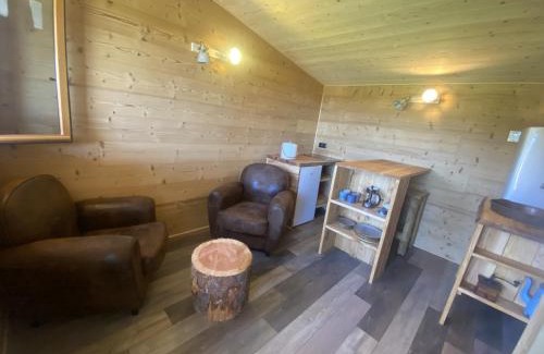 Le Val-d'Ajol Ski Chalet | Maison Western
