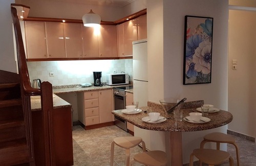 Attiki Apartment | Maisonaitte-Athens Center, 4 BD, 2 BATH