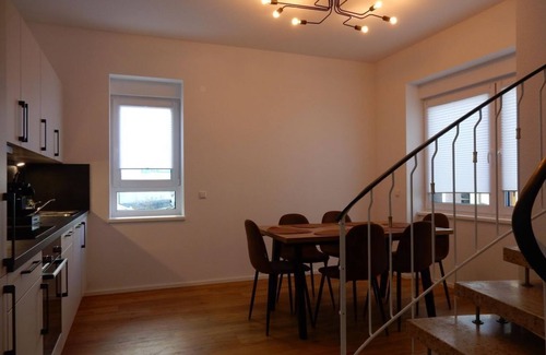 Bad Kreuznach Apartment | Maisonette │ Old town │ Parking lot │ Kitchen │96 m² - Holiday home│ Central │3 Whg