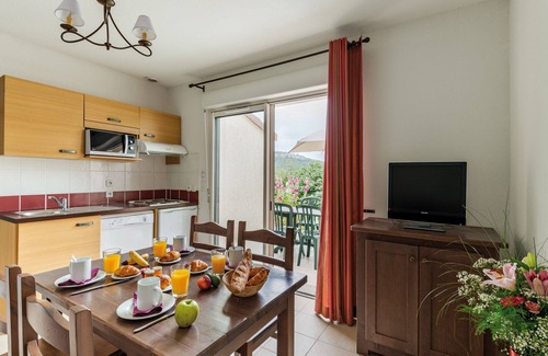 Cajarc House | Maisonnette 2 Pièces en Duplex ou PMR Dans Résidence Avec Piscine à Cajarc