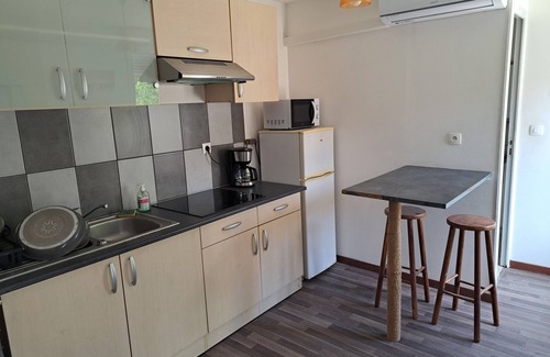 Sainte-Savine House | Maisonnette Centre Sainte Savine
