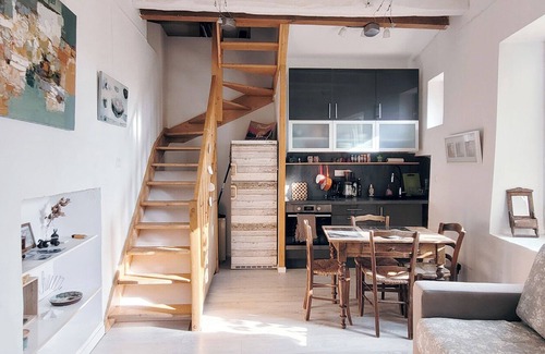 Simiane-la-Rotonde House | Maisonnette Provençale