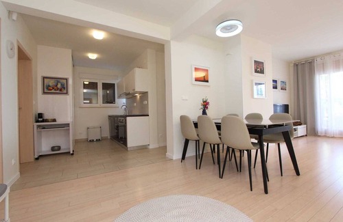 Borik Apartment | MAKADO Two-Bedroom Apartment (MARIN)