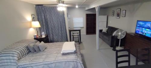 Idyle Hour Acres House | Make Yourself at Home