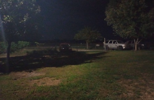 Locust Grove House | Male,50,Rmmate w/me in camper, futon.,shwr.w/hot water,off Hwy412,smoking,own rm