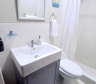 Petit Jean Ocharan Apartment | Malecon Miraflores central petfriendly 2bed 2bath