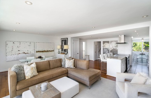 Eastern Malibu Condo | Malibu 2-bedroom designer furnished condo with AC. Central to everything!