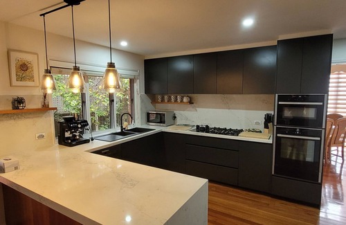 Redland Bay House | Malibu - a Luxurious Brisbane Waterfront Home