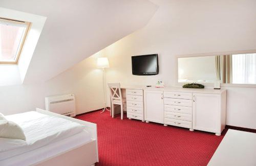 Dobryszyce Resort | Malutkie Resort