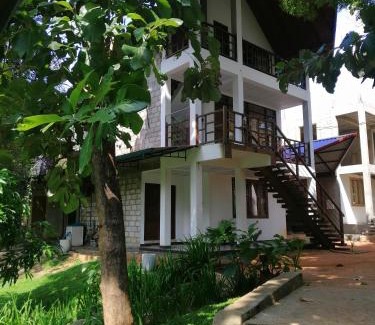 Anuradhapura House | Malwathu Oya Forest Garden