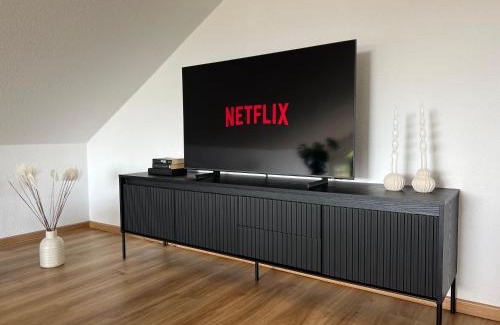 Fulda Apartment | MaMa-Apartments - Stylisches Apartment mit Netflix, Balkon und und kostenlosem Parkplatz - 125 qm