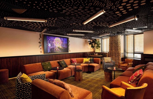 Puteaux Hotel | Mama Shelter Paris La Défense