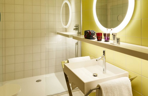 Les Chalets - Saint-Aubin - Saint-Etienne Hotel | Mama Shelter Toulouse