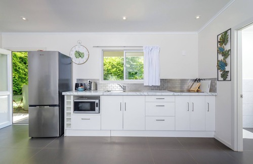 Muri Cottage | Mama Taras
