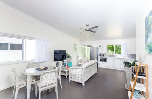 Muri Cottage | Mama Taras