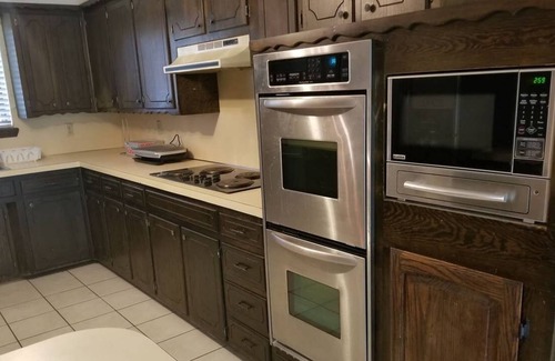 Chickasha House | Man Cave Pet friendly