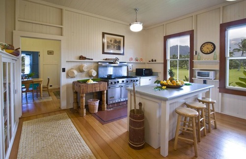 Hanalei House | Mana Kauai Island Vacations Presents Hanalei Historic Estate/Weddings TVNC 1092