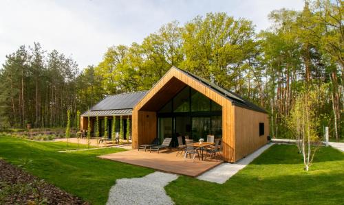 Sierakow Villa | Mana Lake