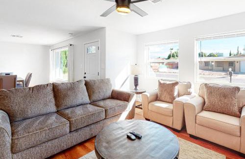 Tucson House | Manassas Place