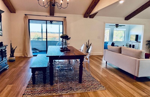 Isle of Palms House | Manatee House: Private Marsh View Retreat - 1 Mile to Mayo, 5 Miles to Beaches