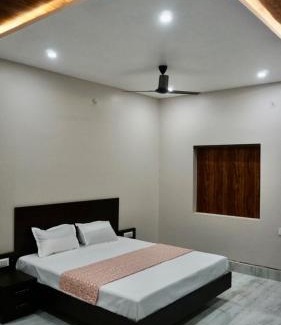 Varanasi House | Mandakini Homestay