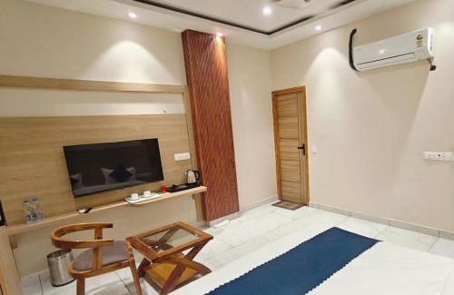 Siana Hotel | Mandonas