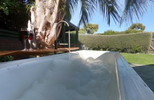 Hapuku House | Mangamaunu Cottage