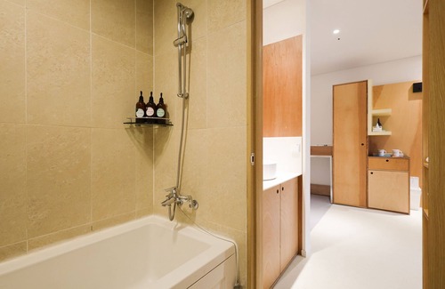 Dongdaemun Hotel | Mangrove Sinseol