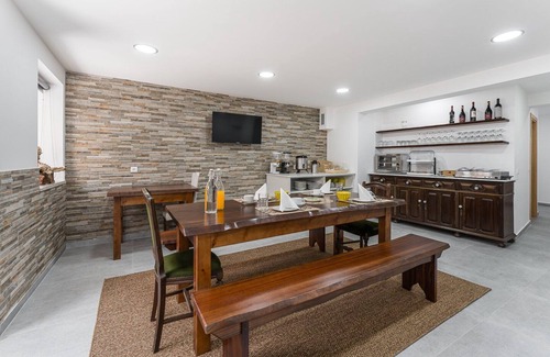 Nelas Apartment | Mangualde Contemporary Haven