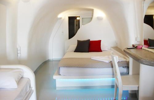 Provatas House | Manis Sirma (fisherman's house by the Sea)