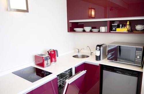 Manly Apartment | Manly Ocean Beach Apartment + Views!