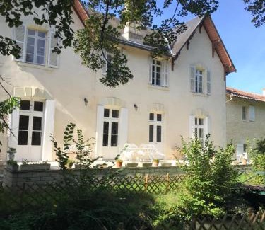 La Roche-Rigault Bed & Breakfast | Manoir de Manapany