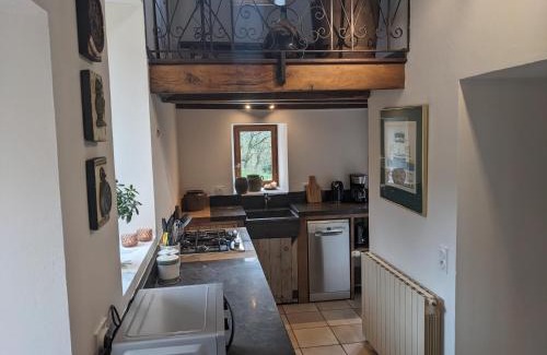 Prudhomat Apartment | Manoir du Boscau, Louis IX