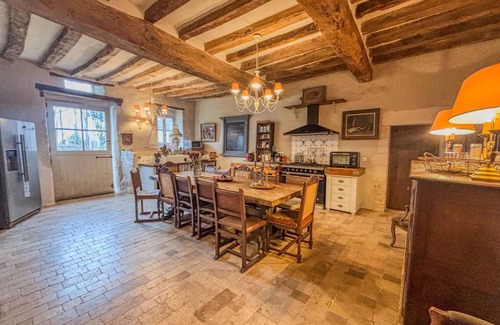 Belforet-en-Perche Villa | Manoir XV and Barn with heated swimming pool