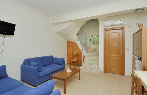 Stoupa Apartment | Manoleas Villas - Apartment 8