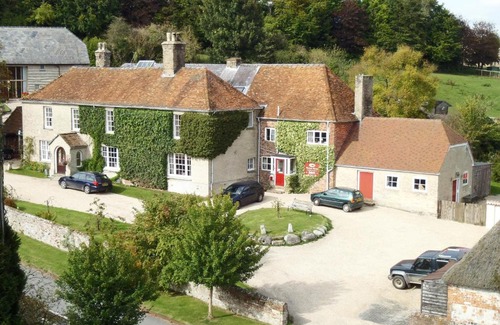 Collingbourne Kingston House | Manor Farm B&B