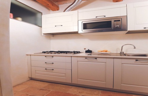 Bettolelle Apartment | Manor in Marche near Adriatic Beaches