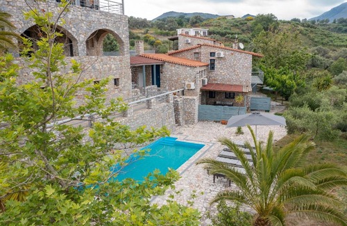 Lampini Villa | Manousaki