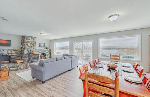 Manset House | Manset Village Overlook