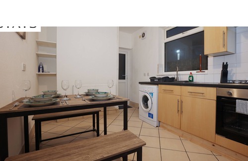 Riverside House | Mansfield House, Close to Principality