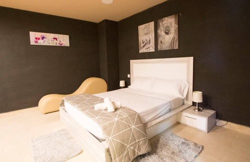 Rubi Villa | Manuel Rubi 561.523 Relax and Recharge