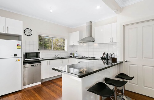 Rye House | MAORI BY THE BAY - FABULOUS BEACH HOUSE - 200 METERS TO THE FRONT BEACH.